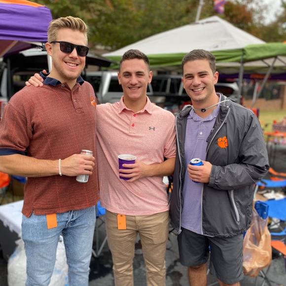 Profile Picture of Alex Liquori (@alexliquori) on Poshmark