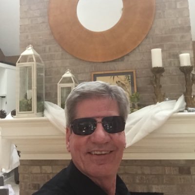 Profile Picture of Stephen Winchester (@WinchesStephen) on Twitter