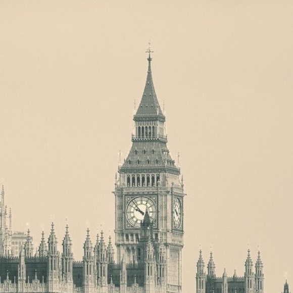 Profile Picture of Gabrielle Thacker (@dgtfbp) on Poshmark