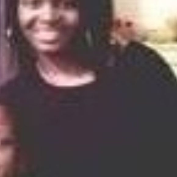 Profile Picture of Nicole Bickett (@antwan07) on Poshmark