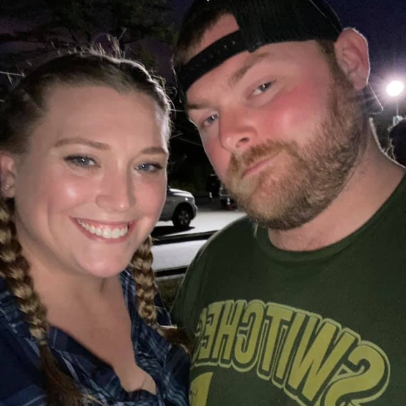 Profile Picture of Tamara Blier (@tcornelissen427) on Poshmark