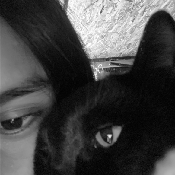 Profile Picture of Bryan Gomez (@bryangomez420) on Poshmark