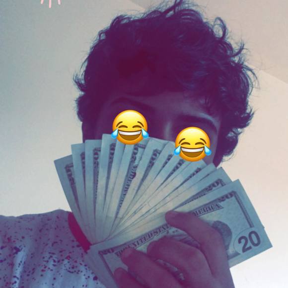 Profile Picture of Chabi Bubu (@chabibubu) on Poshmark