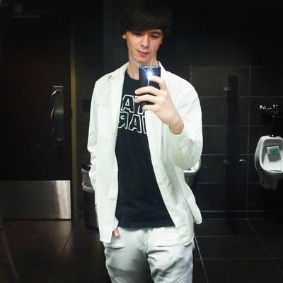 Profile Picture of Blake Richards (@blakerichards73) on Twitter