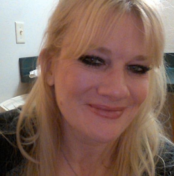 Profile Picture of Judith Missey (@missey74) on Poshmark