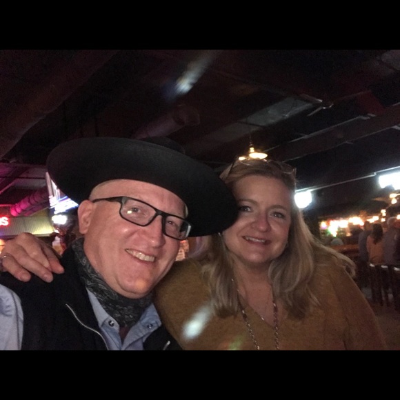 Profile Picture of Ron Spencer (@ronbo1970) on Poshmark