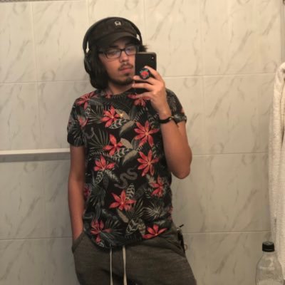 Profile Picture of Josh Roldan (@JadeRabbitXO) on Twitter