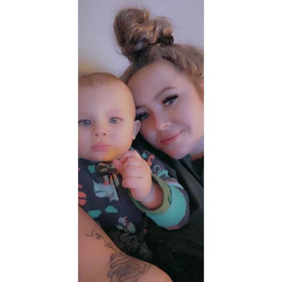 Profile Picture of Tamara Hampton (@tamara_hampton) on Poshmark