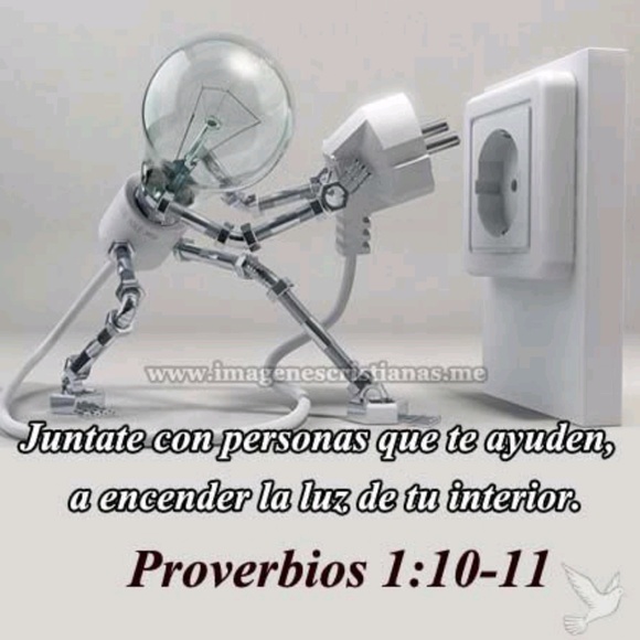 Profile Picture of Erika Michaca (@erimichaca) on Poshmark