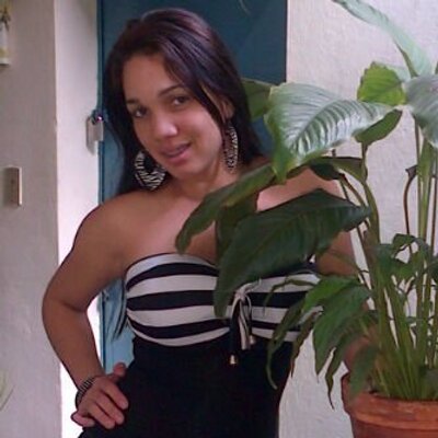 Profile Picture of Sandy Vizcaino (@sandy_57308) on Twitter
