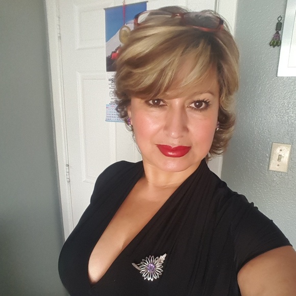 Profile Picture of Ana Jaimes (@anar1969) on Poshmark