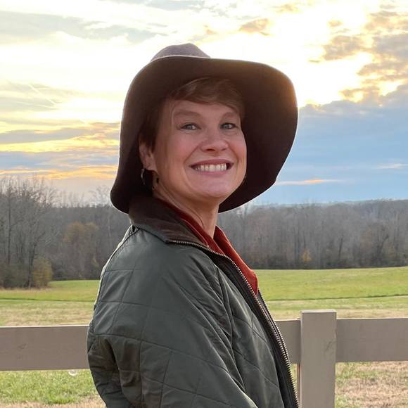 Profile Picture of Shawna Borleis (@borleisfam) on Poshmark