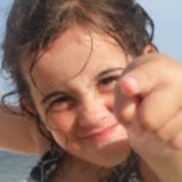 Profile Picture of Laura Luffman (@lauraluffman01) on Poshmark