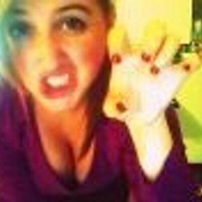 Profile Picture of Jaclyn Walker (@Carynqe6203) on Twitter