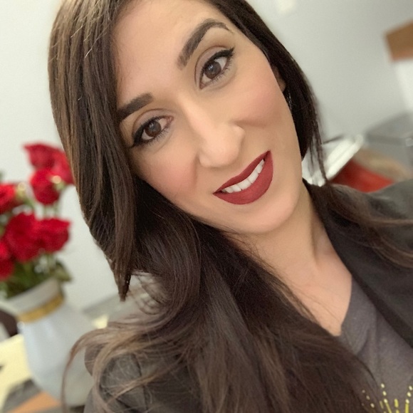Profile Picture of Amal Hamed (@amalhamed28) on Poshmark