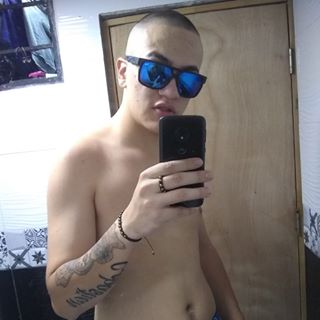 Profile Picture of Dominic Molina (@jefry.molina.31) on Facebook