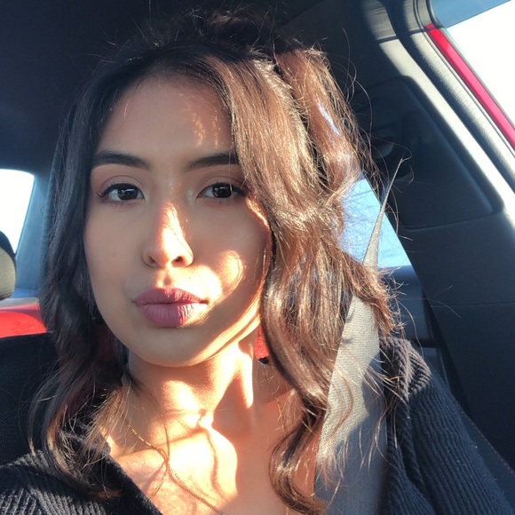 Profile Picture of Alejandra Aguilar (@a_aguilar18) on Poshmark
