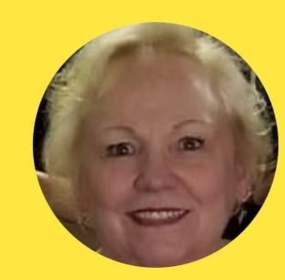 Profile Picture of Terry Schneider (@tschneider94) on Poshmark