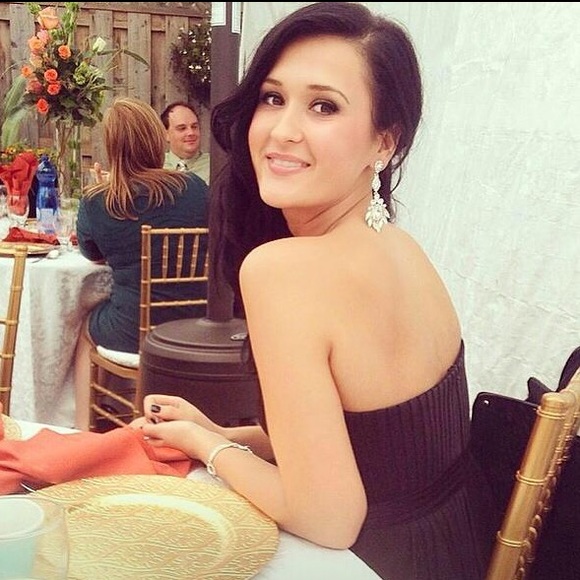 Profile Picture of Agatha Palider (@apalider) on Poshmark