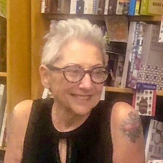Profile Picture of Elaine Soloway (@elainesoloway) on Facebook