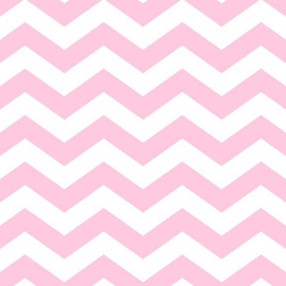 Profile Picture of Mia Labello (@m_i_a123) on Poshmark