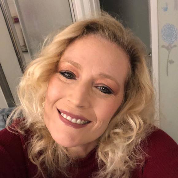 Profile Picture of Myrna Mason abbott (@ma70709) on Poshmark