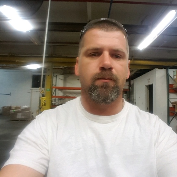 Profile Picture of John Husner (@johnhusner) on Poshmark