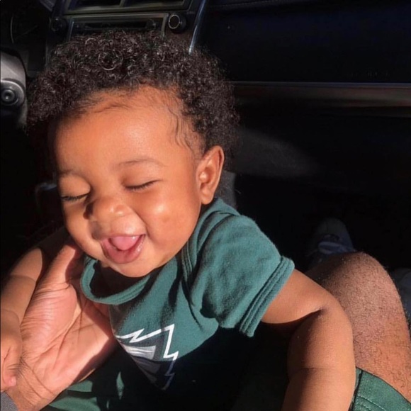 Profile Picture of Hanna Callaway (@hanna_callaway) on Poshmark