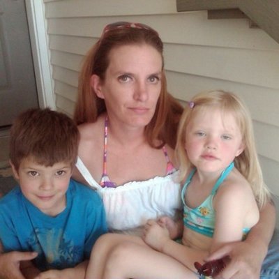 Profile Picture of Alison Jacobson (@irislance) on Twitter