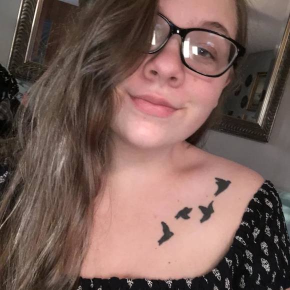 Profile Picture of Diamond Dunshee (@diamonddunshee) on Poshmark