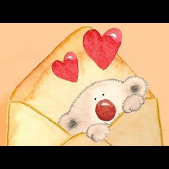 Profile Picture of Liz Rubero (@emygon) on Poshmark