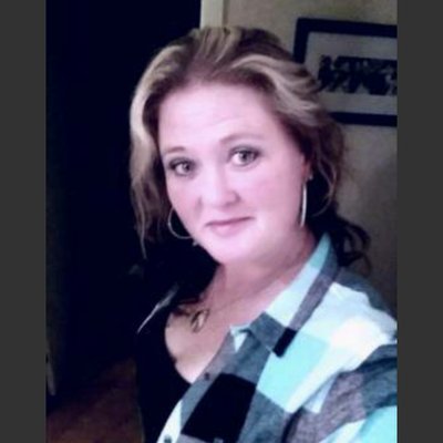 Profile Picture of Crystal Stringer (@Loveit_11) on Twitter