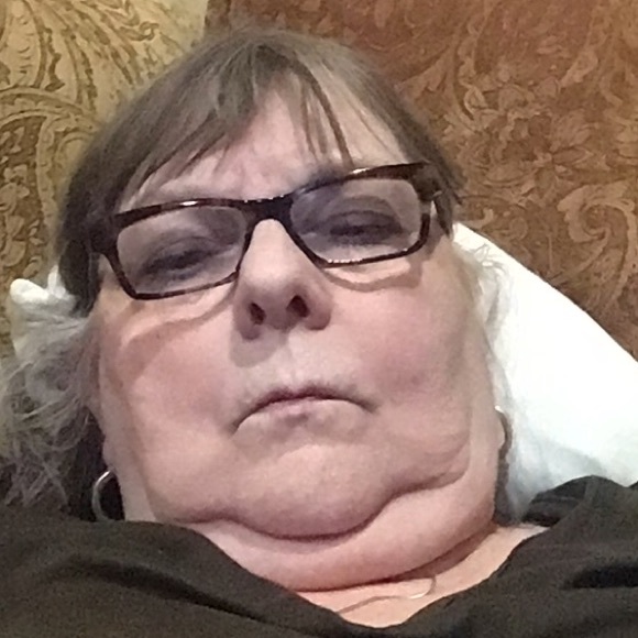 Profile Picture of Sherri Hetzel (@skhetzel) on Poshmark