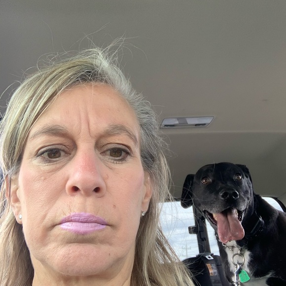 Profile Picture of Sonya Markesbery (@barrysonya2) on Poshmark