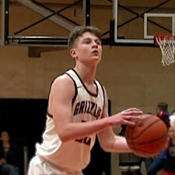 Profile Picture of Cody Dauterman (@cjdauterman) on Poshmark