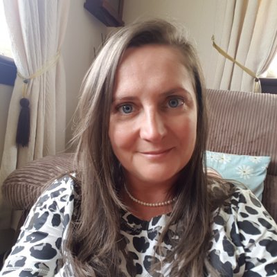 Profile Picture of Fiona Jenkins 👩‍🏫 (@FeeJenk) on Twitter
