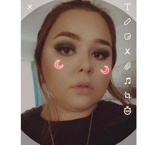 Profile Picture of Madison Foreman (@madisonforem286) on Poshmark