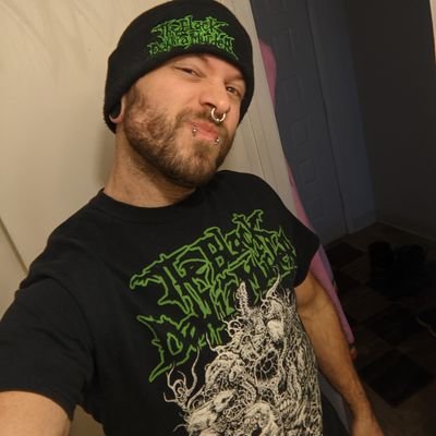 Profile Picture of Matthew Schwab (@Schwabsicles) on Twitter