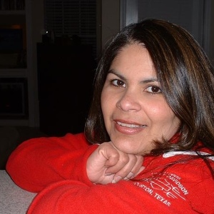 Profile Picture of Eloise Lucas (@bigeshorty) on Myspace