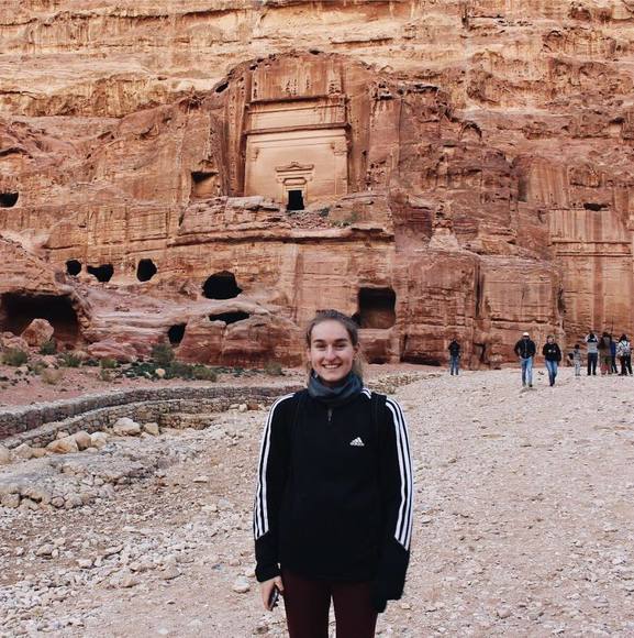 Profile Picture of Andréanne Ménard (@andy_m430) on Poshmark