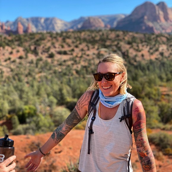 Profile Picture of Tia Gowans (@tablack88) on Poshmark