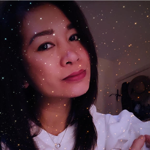 Profile Picture of Nemia Inocencio (@miatan) on Poshmark