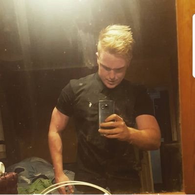 Profile Picture of Kyle Reeves (@kylereeves94) on Twitter