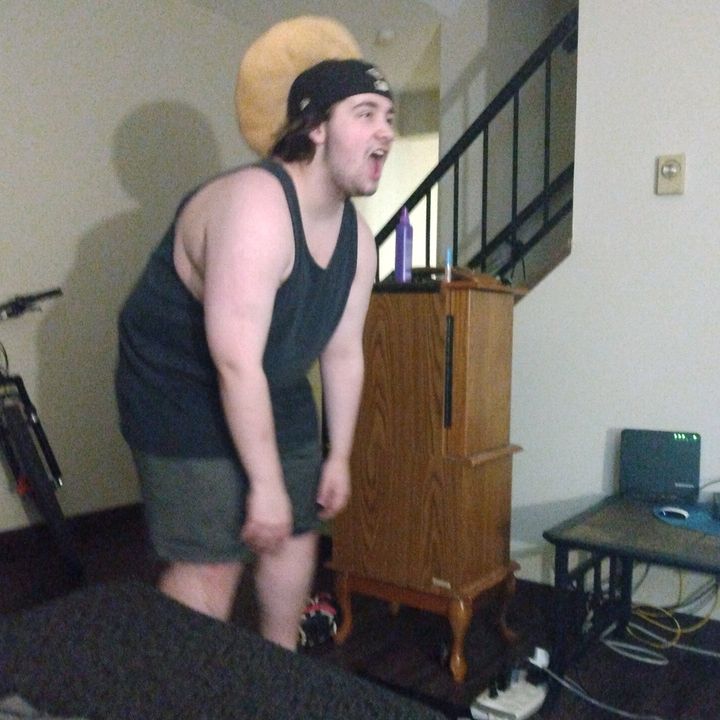 Profile Picture of derek (@derekweird) on Tiktok