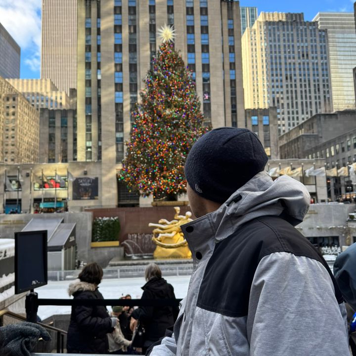 Profile Picture of julian g (@juliang6122000) on Tiktok