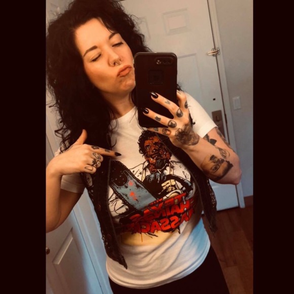 Profile Picture of Patricia Wilkening (@heavymetalyogi) on Poshmark