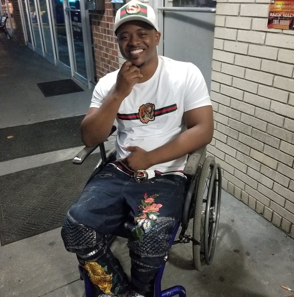 Profile Picture of Derek Highsmith (@macho6) on Poshmark