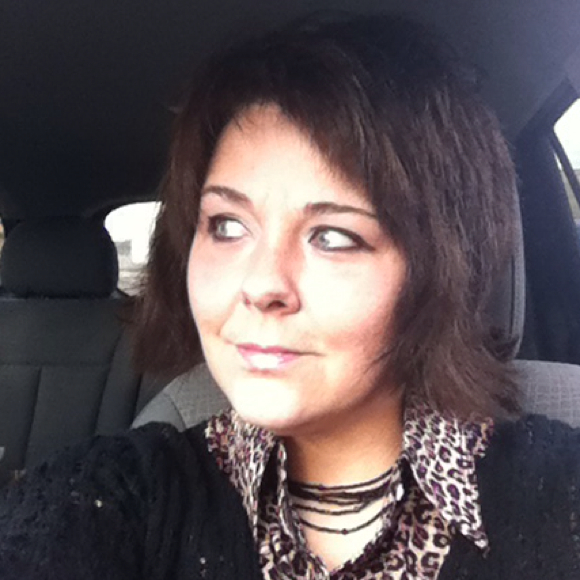 Profile Picture of Angela Rattell (@annegirl) on Poshmark
