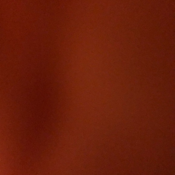 Profile Picture of Debra Lowe (@debtimlowe) on Poshmark
