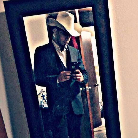 Profile Picture of Danny Garcia (@dannhy13) on Poshmark